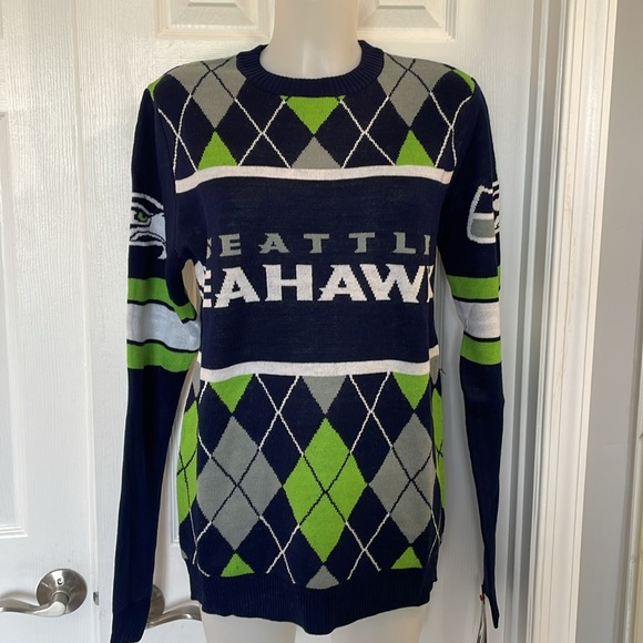 NFL TEAM APPAREL SEATTLE SEAHAWKS ARGYLE PRINT SWEATER NAVY BLUE & GREEN Size S - Picture 2 of 14